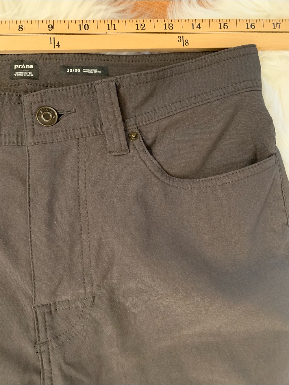 PrAna Brion Slim Pant ll Mens 33/29 Dark Iron Charcoal Gray Hiking Oudoors Nylon - Picture 6 of 15